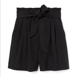 H&M Tie-belt Shorts